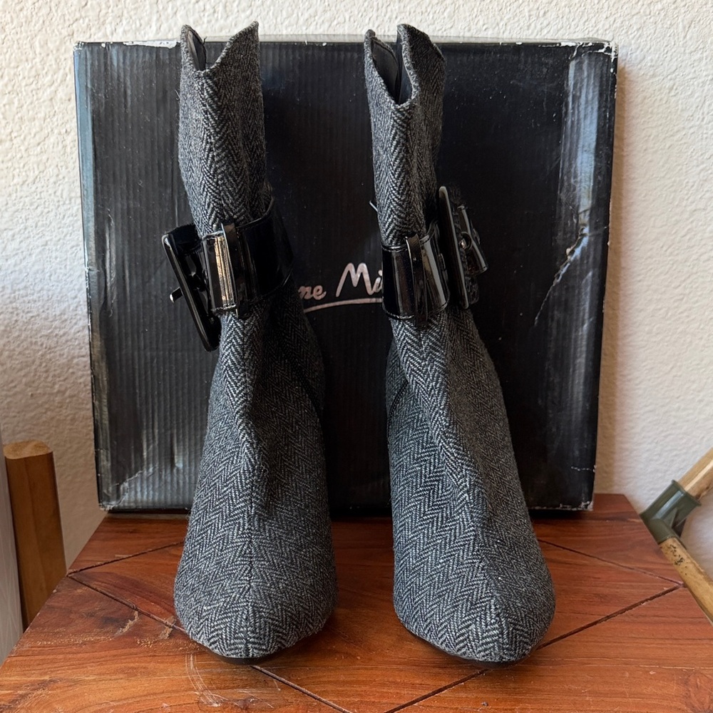 Anne Michelle Gray Herringbone Ankle Boots with Black Patent Buckle